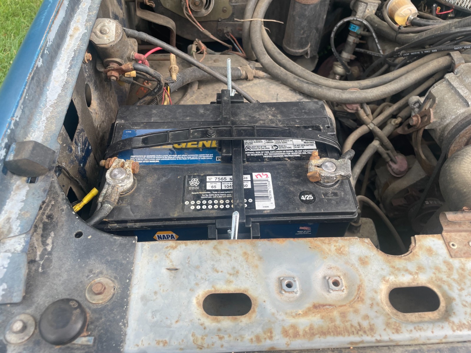 Ford-F-250-1986-Standard-Cab-Pickup-4