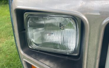 Ford-F-250-1986-Standard-Cab-Pickup-6