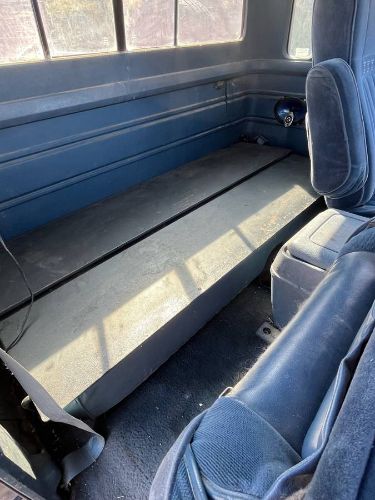 Ford-F-250-1987-Blue-2