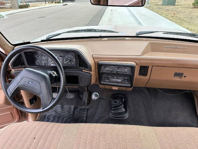 Ford-F-250-1987-Brown-11