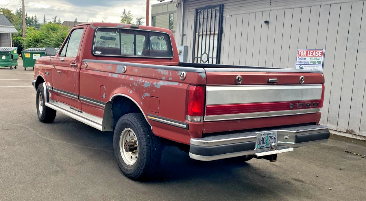 Ford-F-250-1987-Standard-Cab-Pickup-21