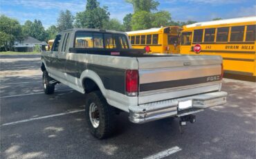 Ford-F-250-1988-10