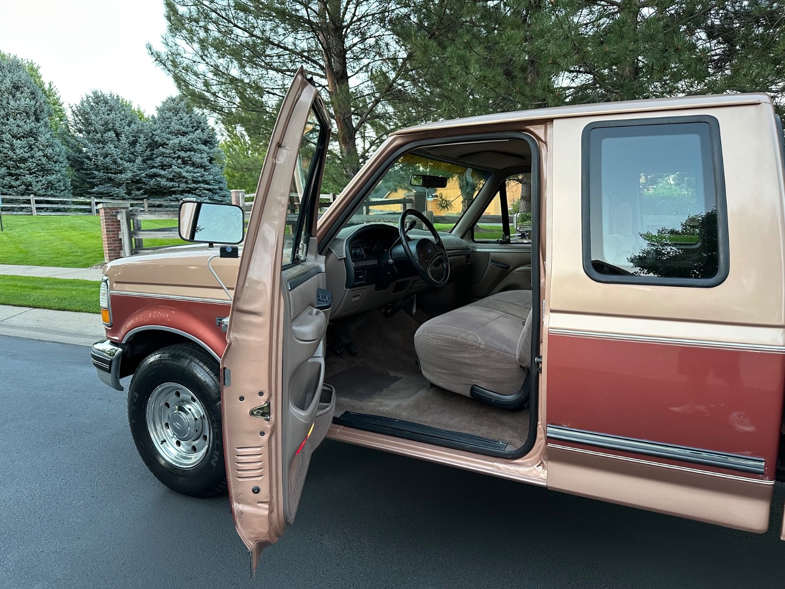 Ford-F-250-1994-Extended-Cab-Pickup-21
