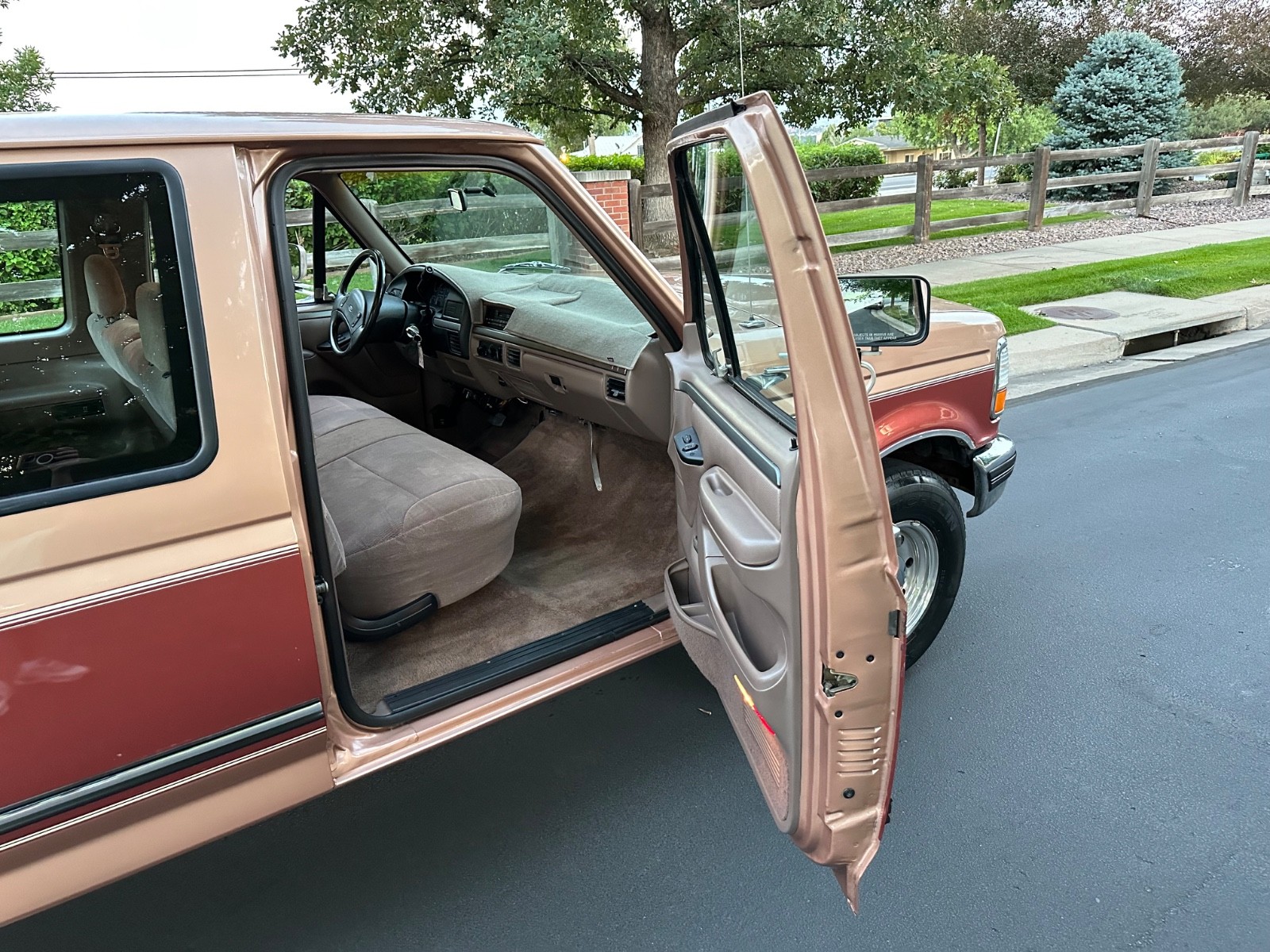 Ford-F-250-1994-Extended-Cab-Pickup-9