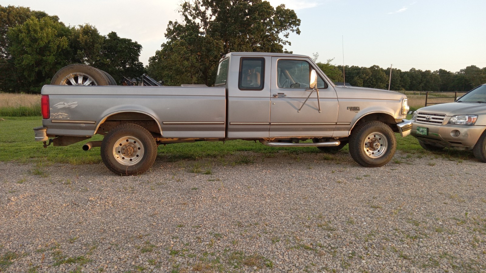 Ford-F-250-1995-Extended-Cab-Pickup-4