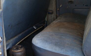 Ford-F-350-1985-Crew-Cab-Pickup-8