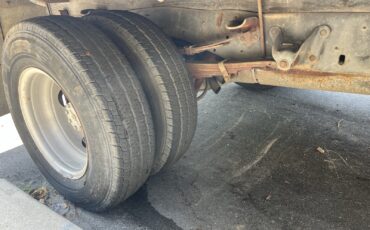 Ford-F-350-1989-14