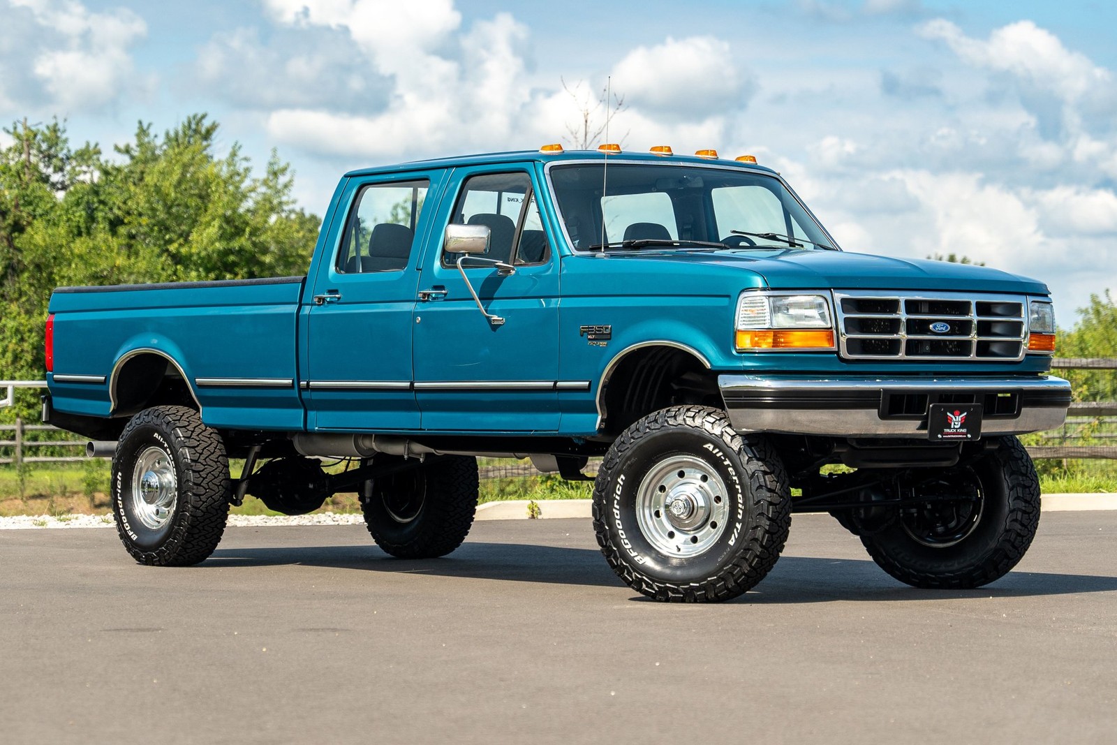 Ford-F-350-1994-Pickup-Truck-1