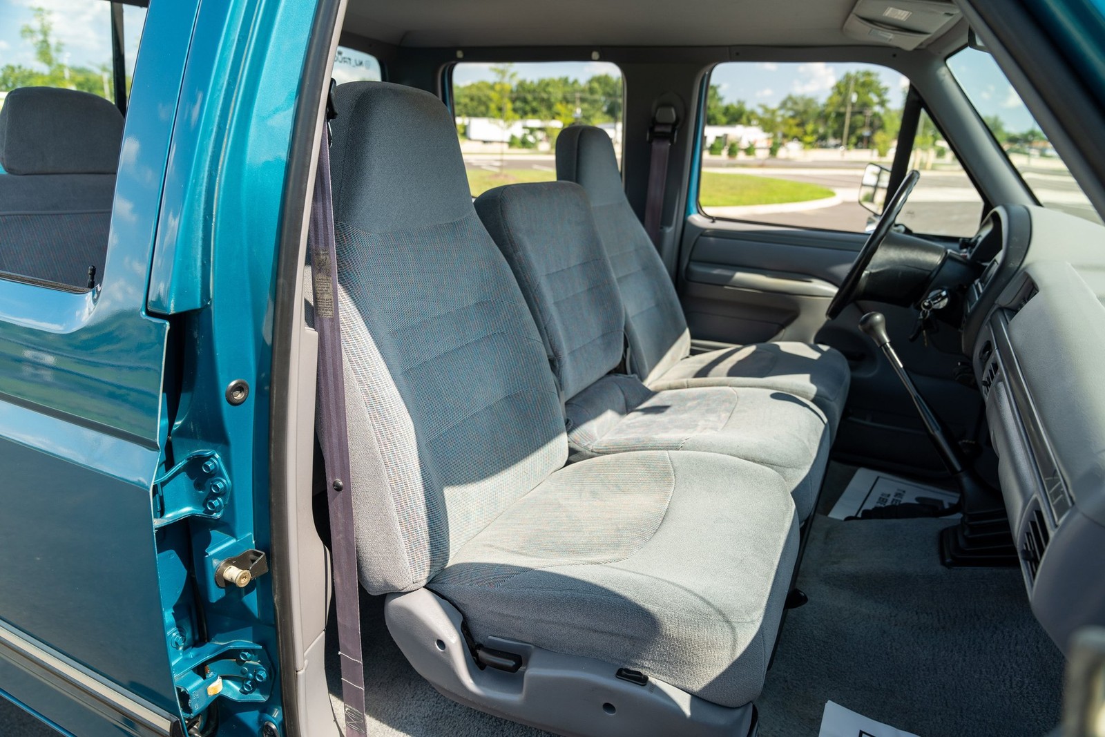 Ford-F-350-1994-Pickup-Truck-20