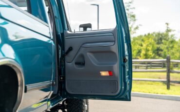 Ford-F-350-1994-Pickup-Truck-22