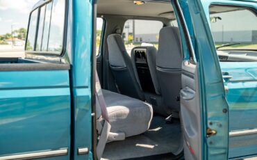 Ford-F-350-1994-Pickup-Truck-23