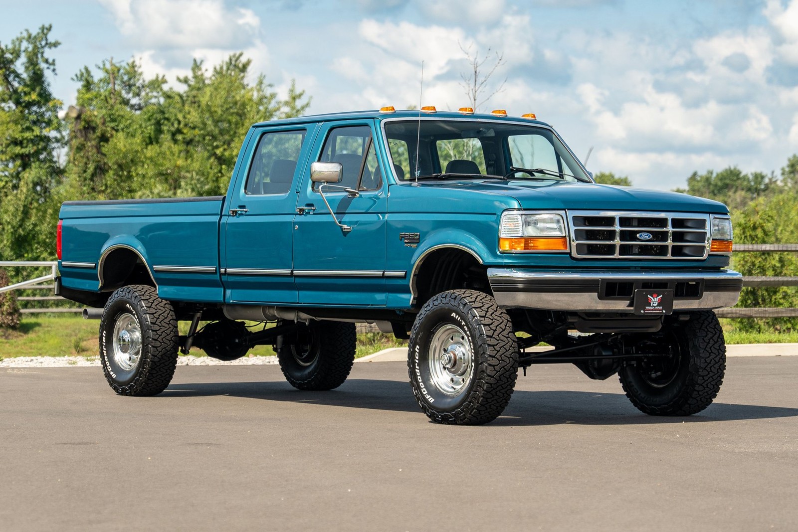 Ford-F-350-1994-Pickup-Truck-3