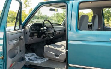 Ford-F-350-1994-Pickup-Truck-33