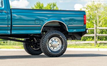 Ford-F-350-1994-Pickup-Truck-9