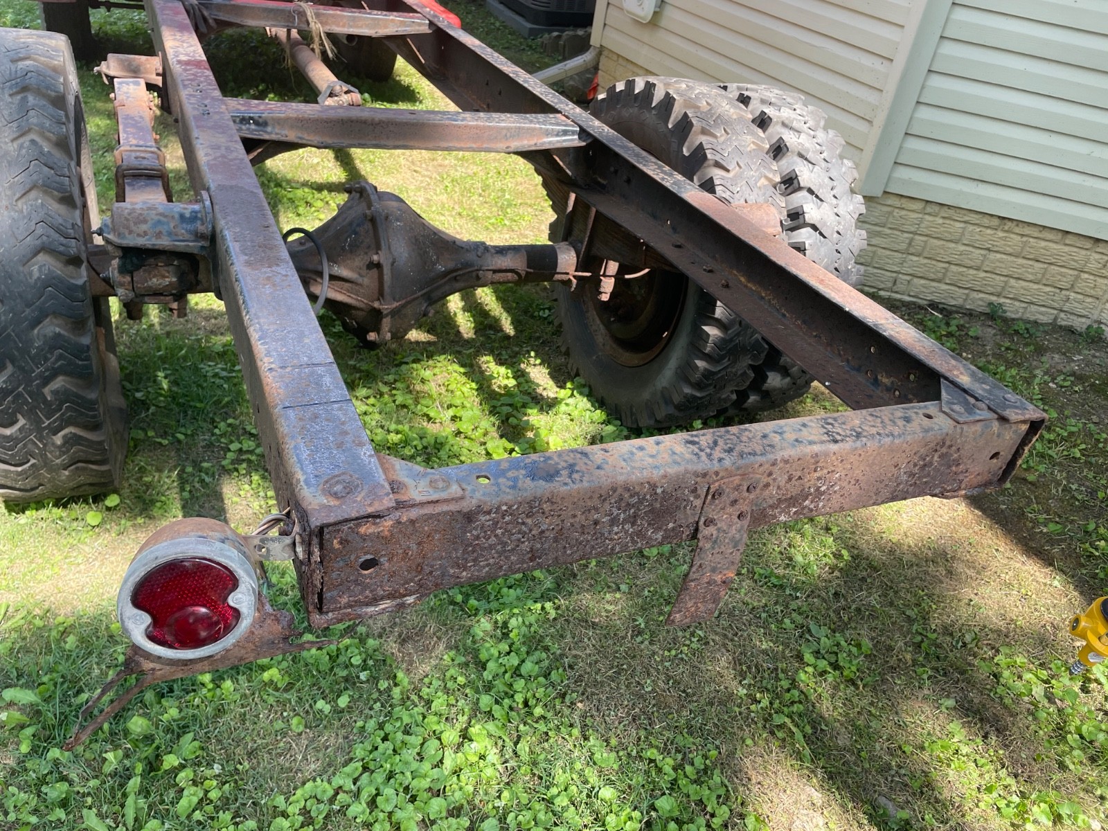 Ford-F-550-1941-Cab-Chassis-11