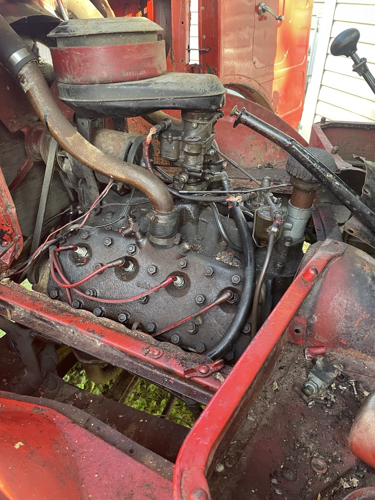 Ford-F-550-1941-Cab-Chassis-2