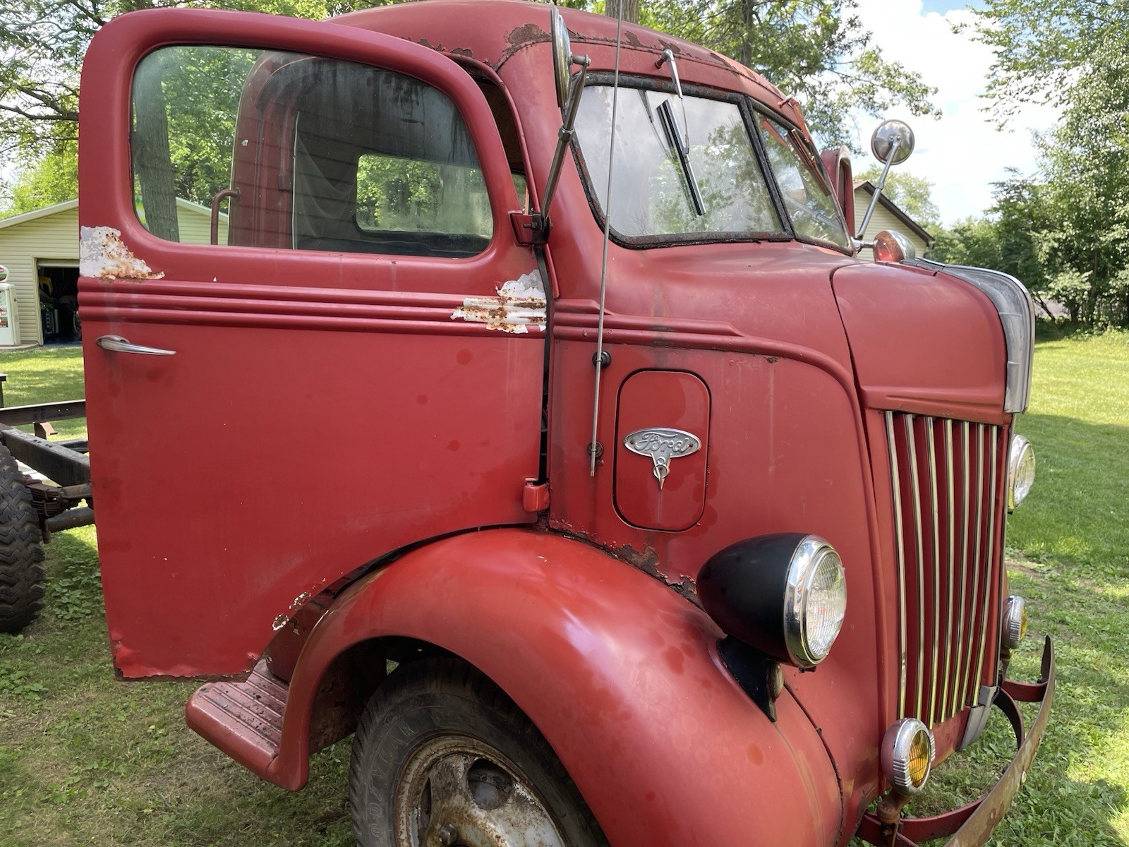 Ford-F-550-1941-Cab-Chassis-5