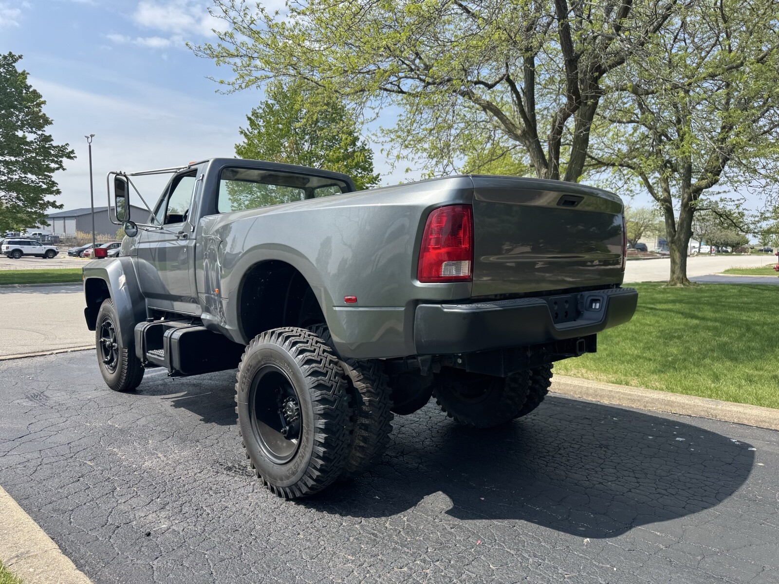 Ford-F-700-1988-1