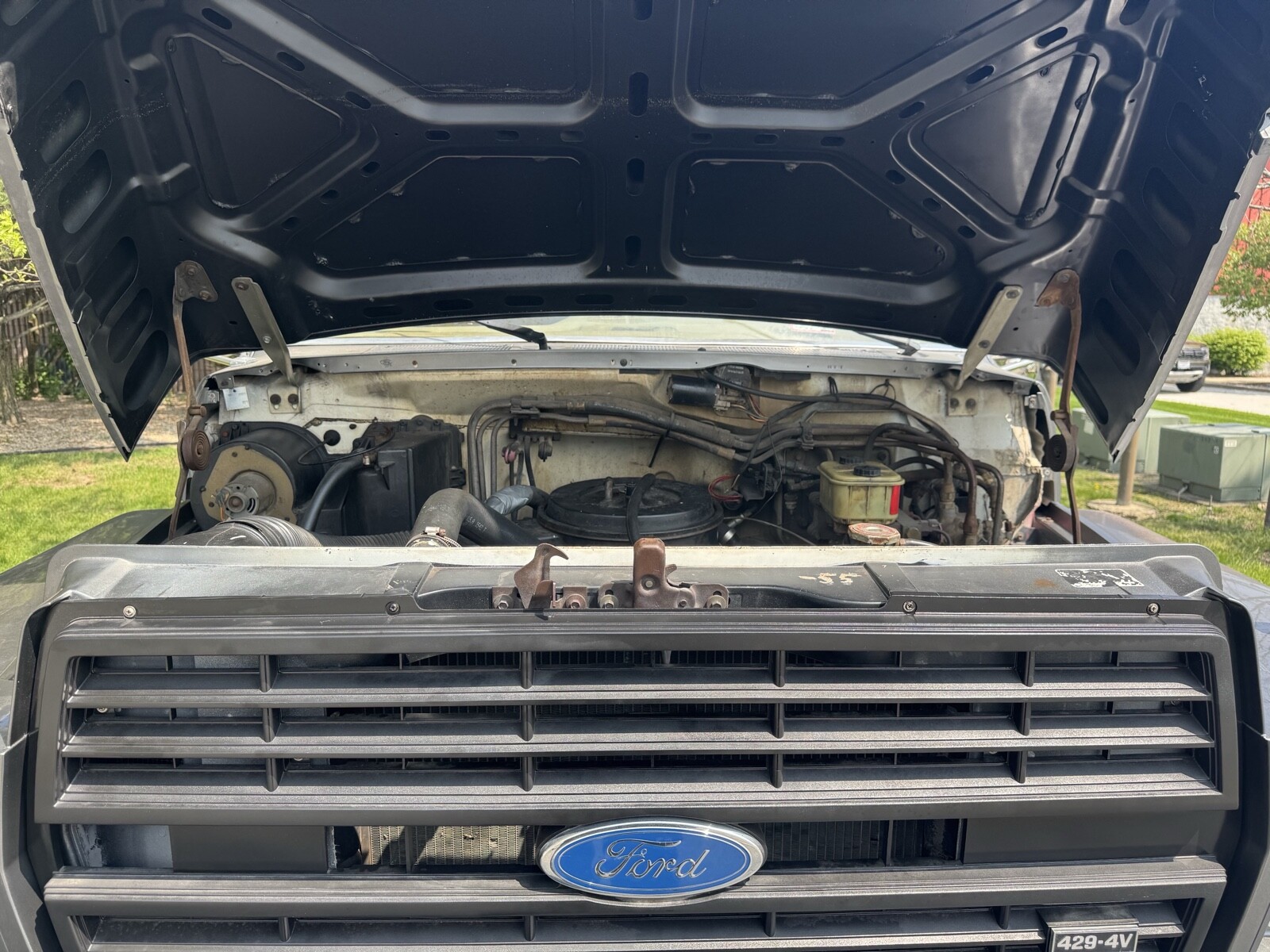 Ford-F-700-1988-10