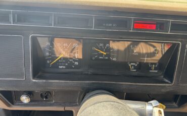 Ford-F-700-1988-9