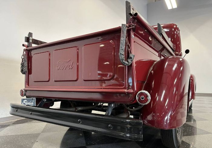 Ford-F1-1946-Maroon-16