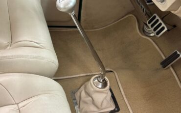 Ford-F1-1947-Medium-Green-Ivory-45