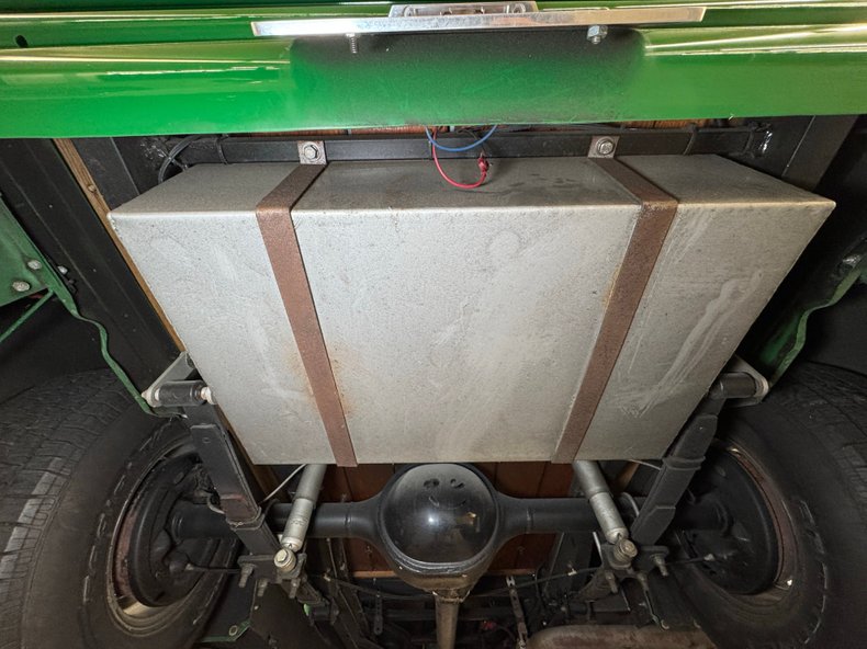 Ford-F1-1947-Medium-Green-Ivory-49