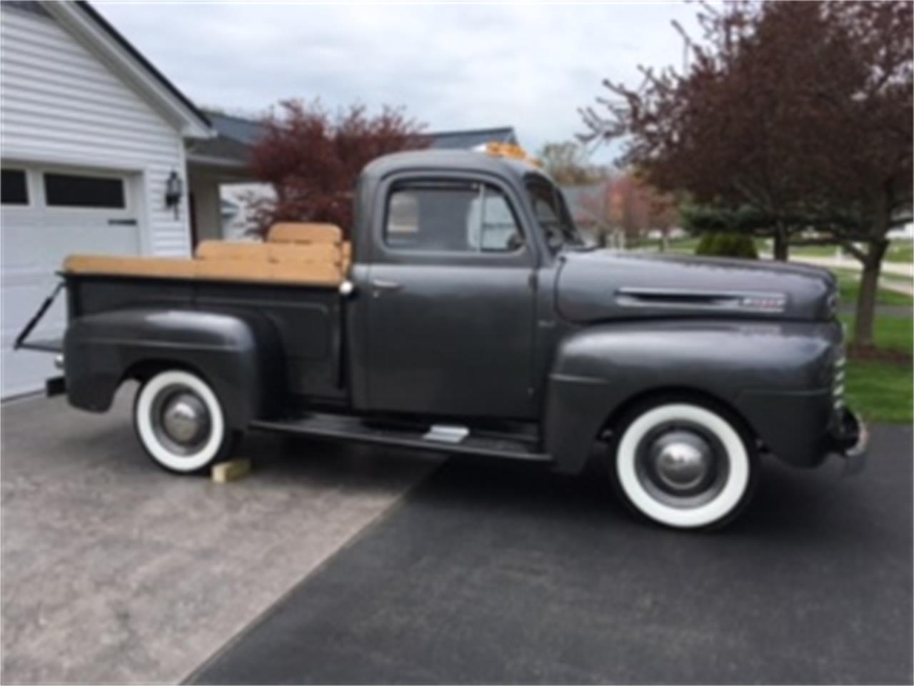 Ford-F1-1948-Gray-Redwhite-10