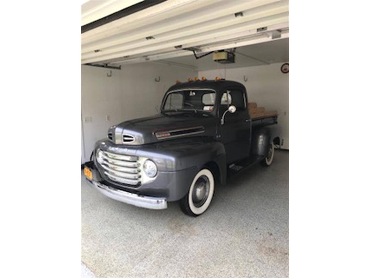 Ford-F1-1948-Gray-Redwhite-8