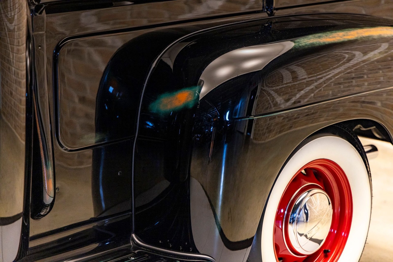 Ford-F1-1948-Pickup-Truck-21