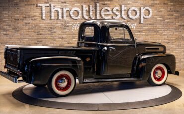 Ford-F1-1948-Pickup-Truck-5