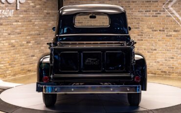 Ford-F1-1948-Pickup-Truck-6