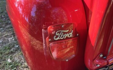 Ford-F1-1948-Red-11