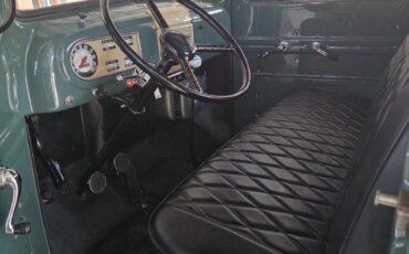 Ford-F1-1949-Standard-Cab-Pickup-3