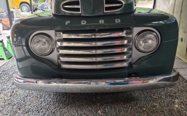 Ford-F1-1949-Standard-Cab-Pickup