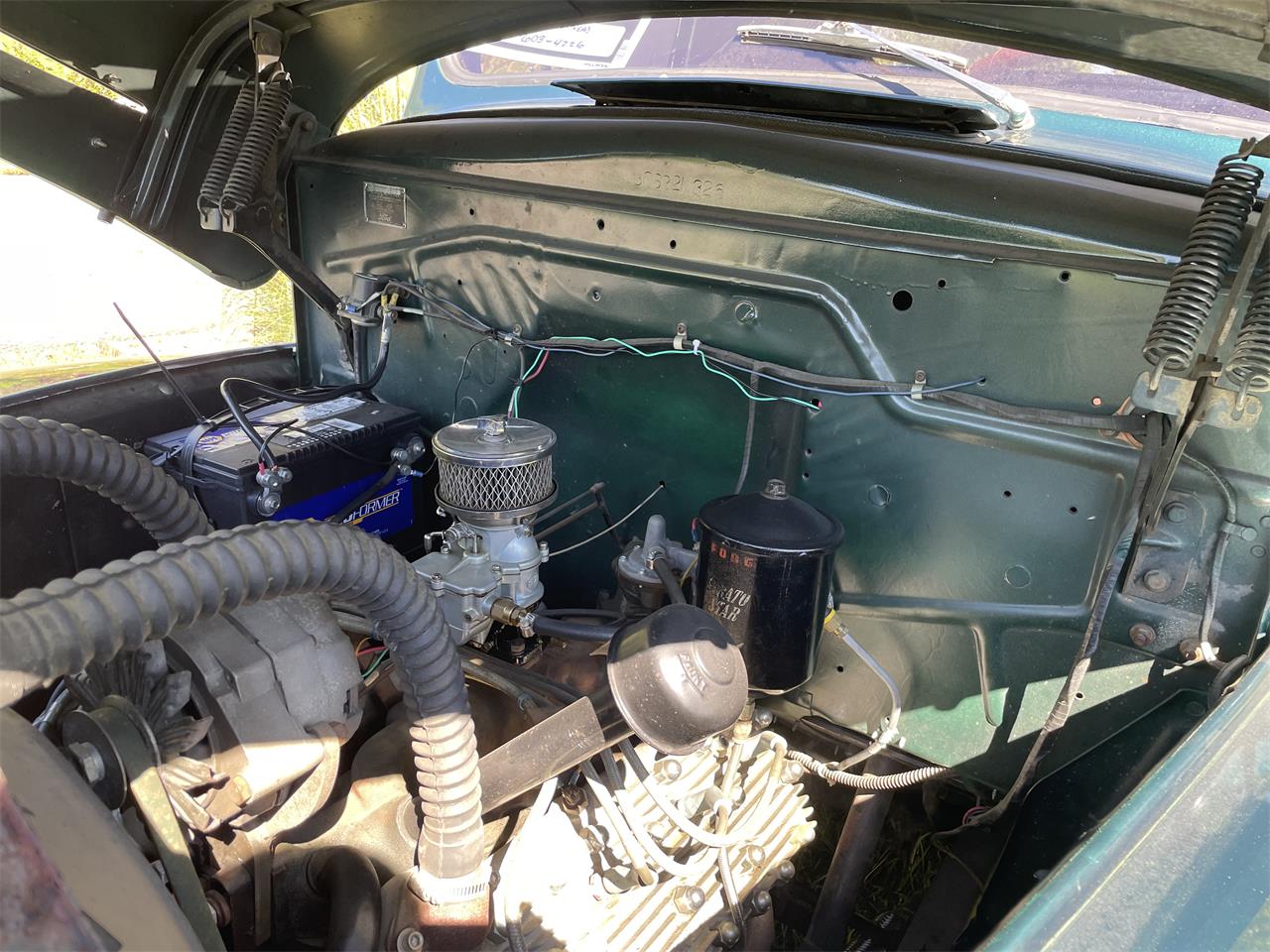 Ford-F1-1950-Emerald-Green-Burgundy-1