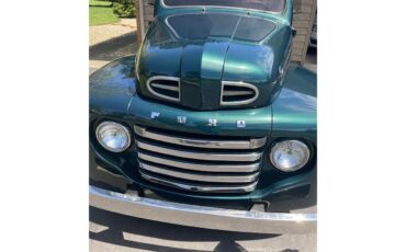 Ford-F1-1950-Emerald-Green-Burgundy-8