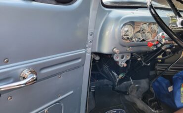 Ford-F1-1950-Standard-Cab-Pickup-16