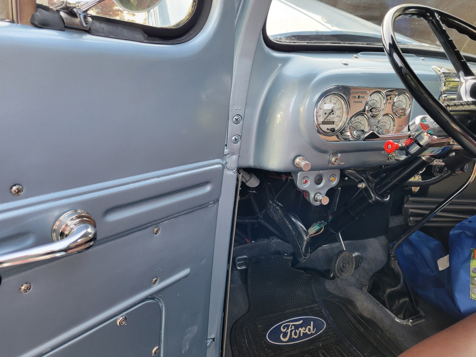 Ford-F1-1950-Standard-Cab-Pickup-16