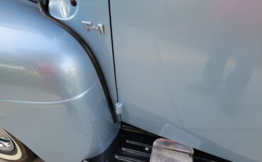 Ford-F1-1950-Standard-Cab-Pickup-22