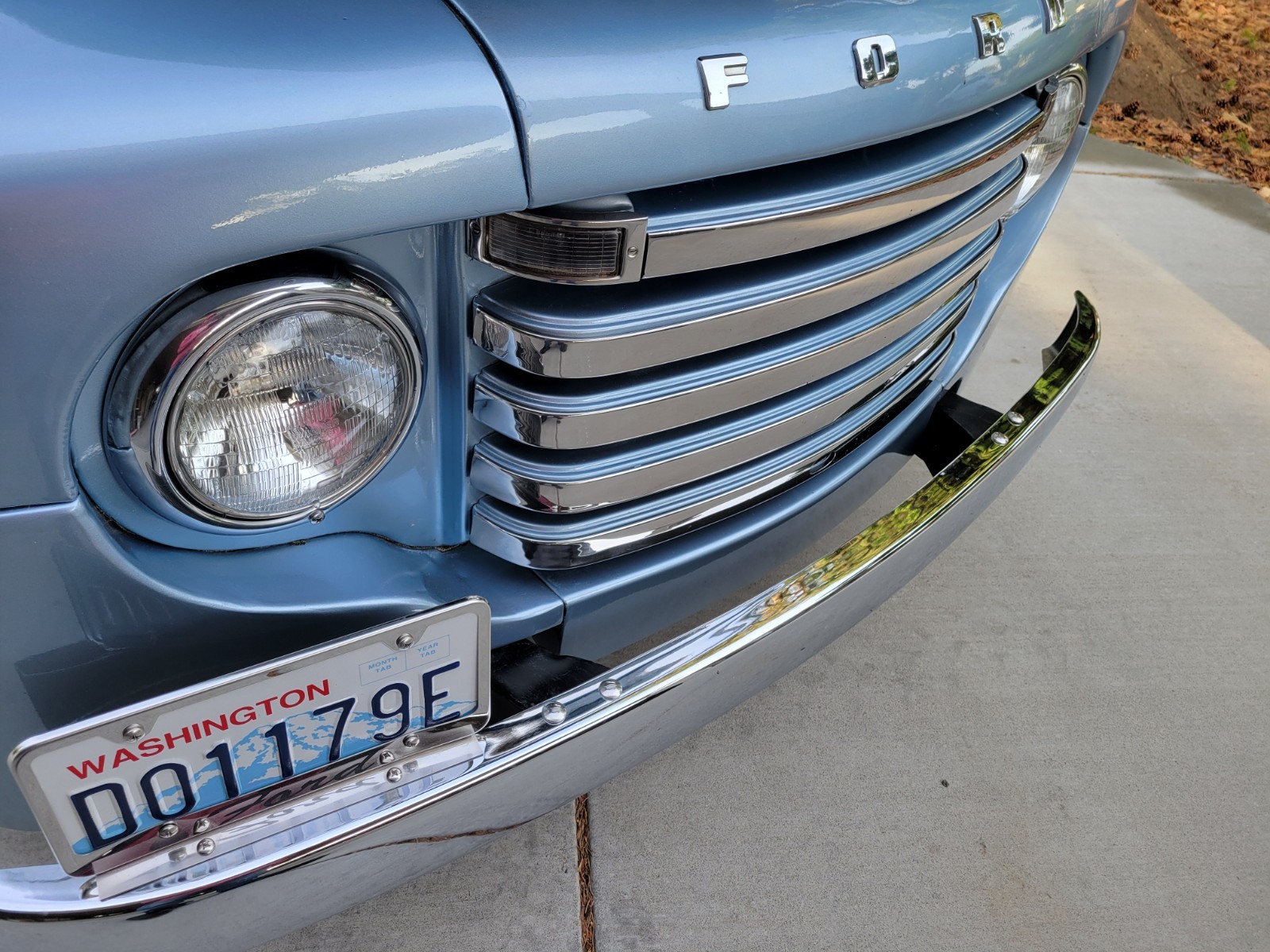 Ford-F1-1950-Standard-Cab-Pickup-32