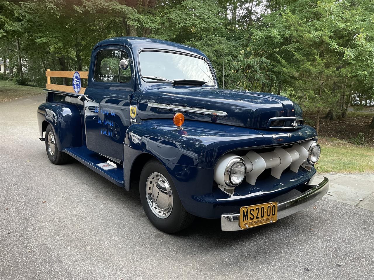 Ford-F1-1951-Ford-Blue-Black-and-blue-17