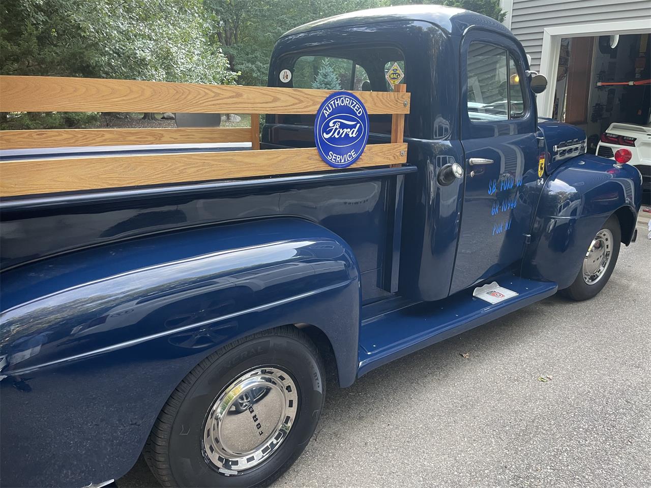 Ford-F1-1951-Ford-Blue-Black-and-blue-21