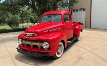 Ford-F1-1952-Torch-Red-Tan