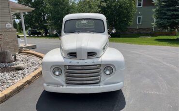 Ford-F1-pickup-1948-White-Blue-1