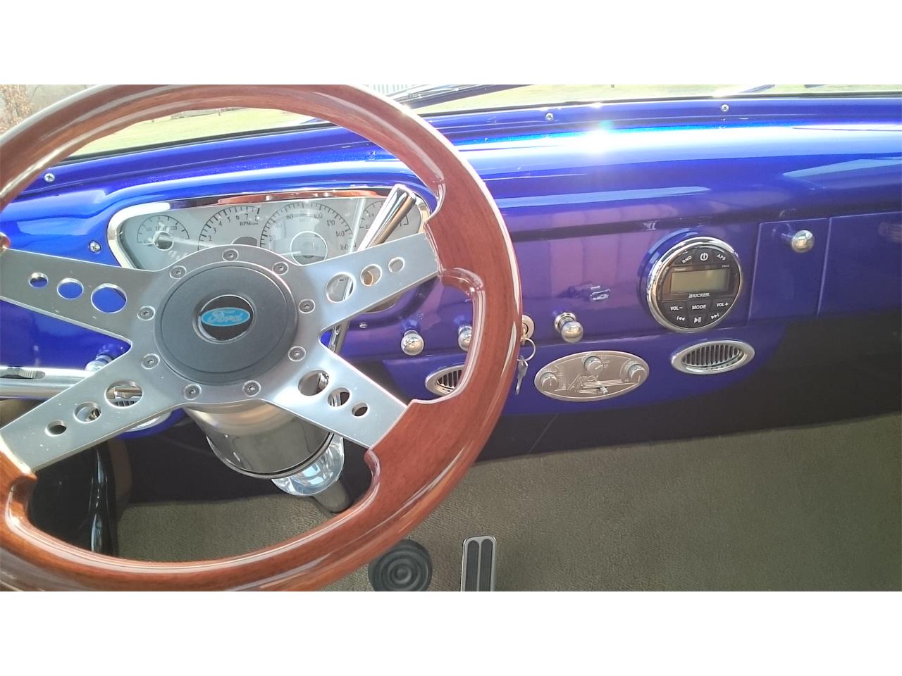 Ford-F100-1954-Blue-Tan-and-Brown-15