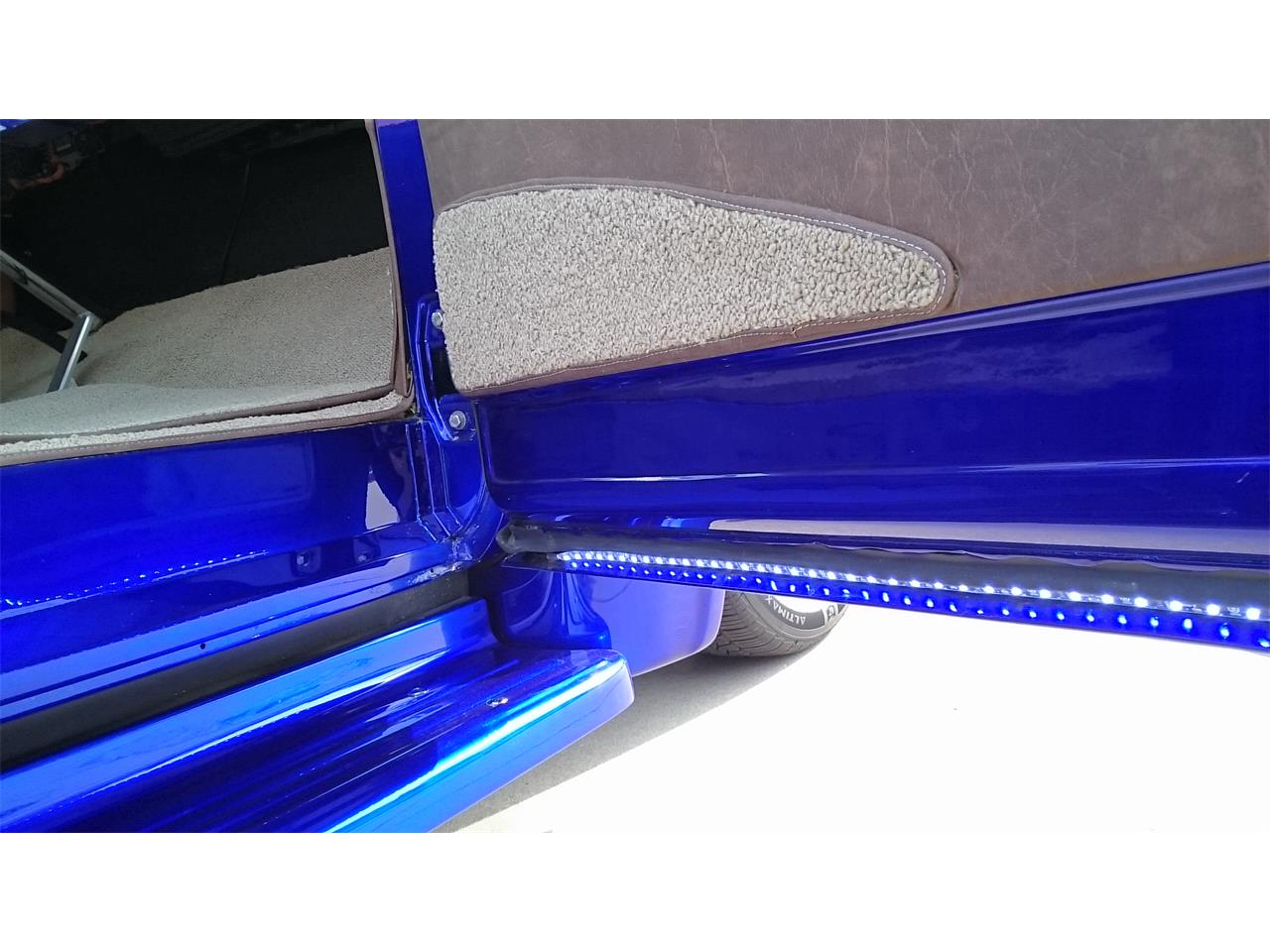 Ford-F100-1954-Blue-Tan-and-Brown-38