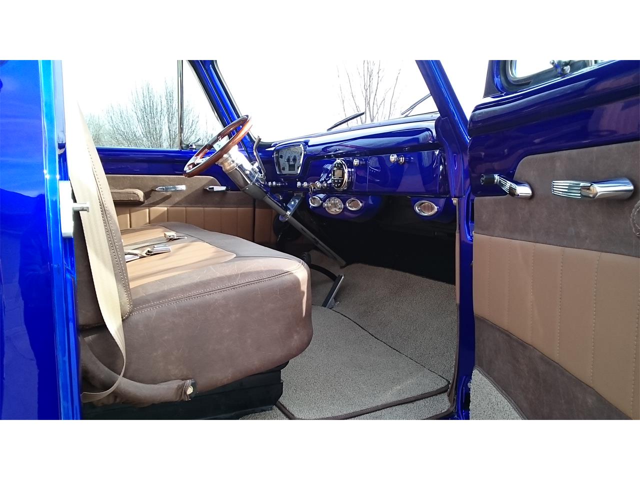 Ford-F100-1954-Blue-Tan-and-Brown-42