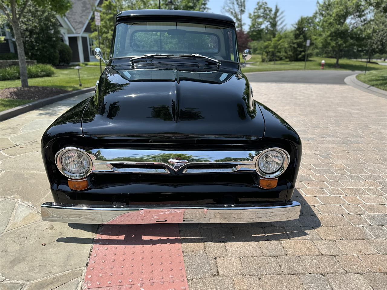 Ford-F100-1956-Black-White-8