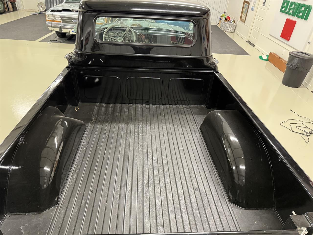 Ford-F100-1960-Black-Red-12
